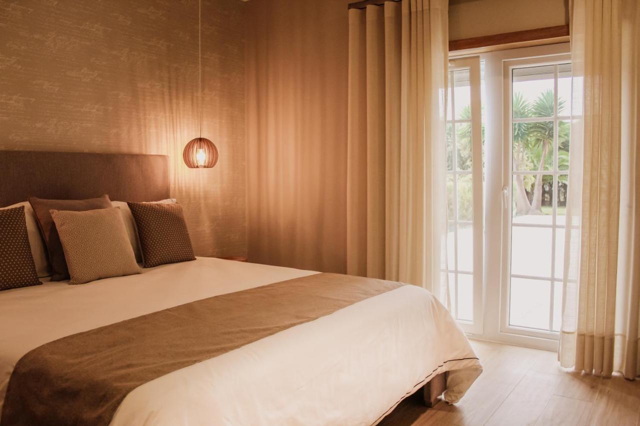 Hotel Neptuno Atouguia Da Baleia Bagian luar foto