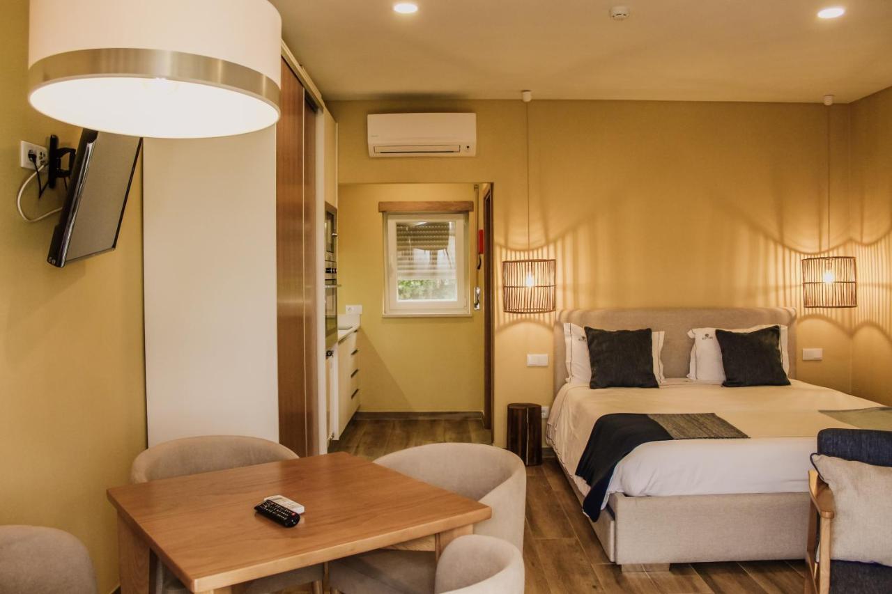 Hotel Neptuno Atouguia Da Baleia Bagian luar foto